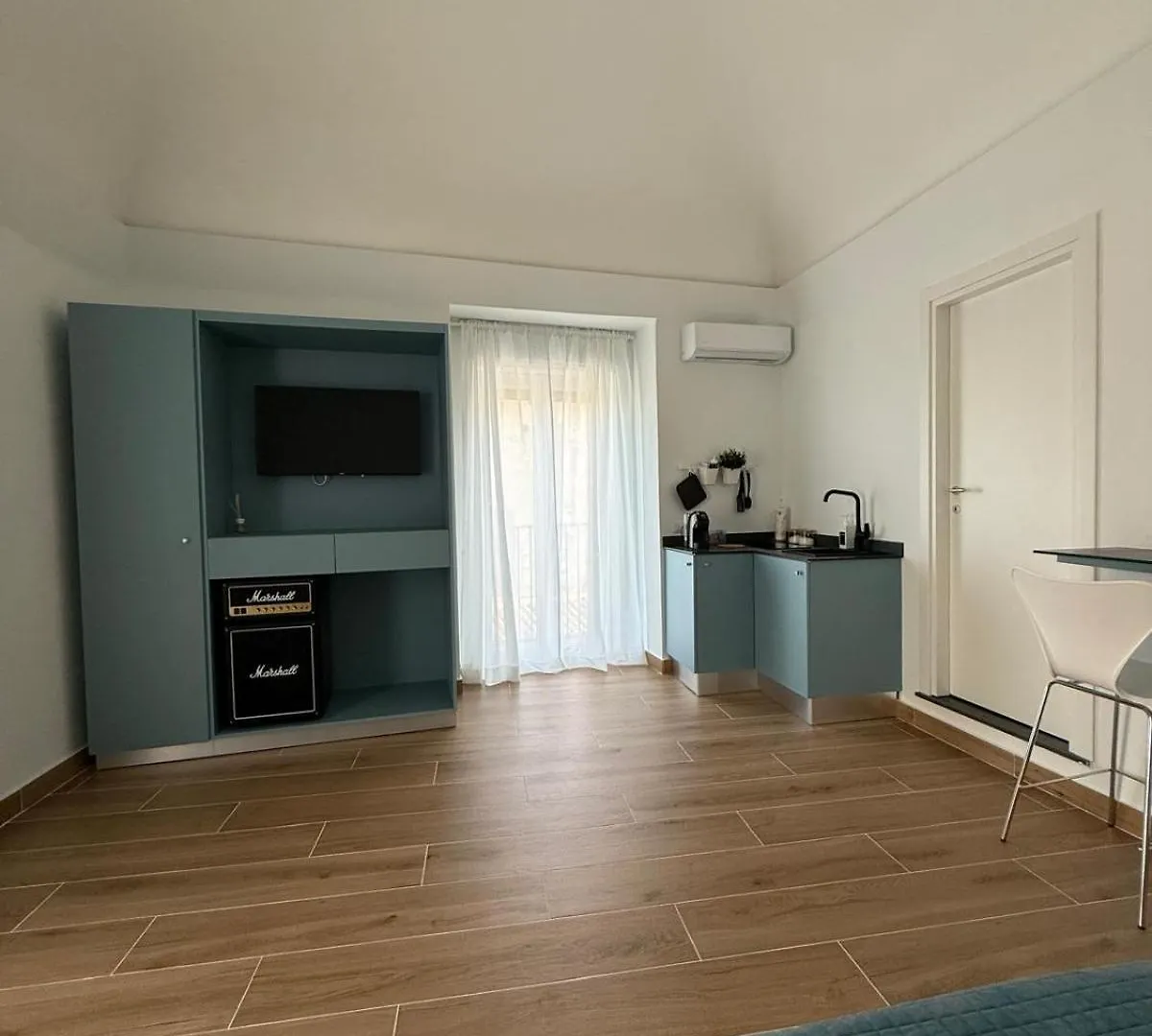 Apartment Ferienwohnung Umbrella House Catania Italien